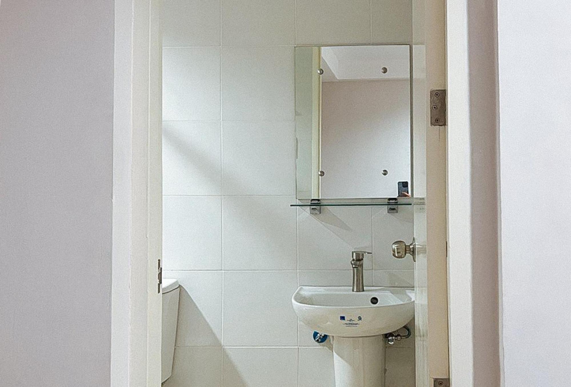 Lea Robert Hotel Angeles Pampanga By Reddoorz Exterior photo